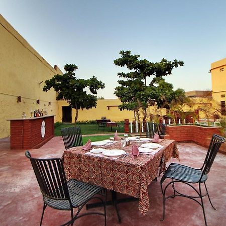 Jawai Castle Resort - A Heritage Hotel In Jawai Leopard Reserve Bisalpur Eksteriør billede