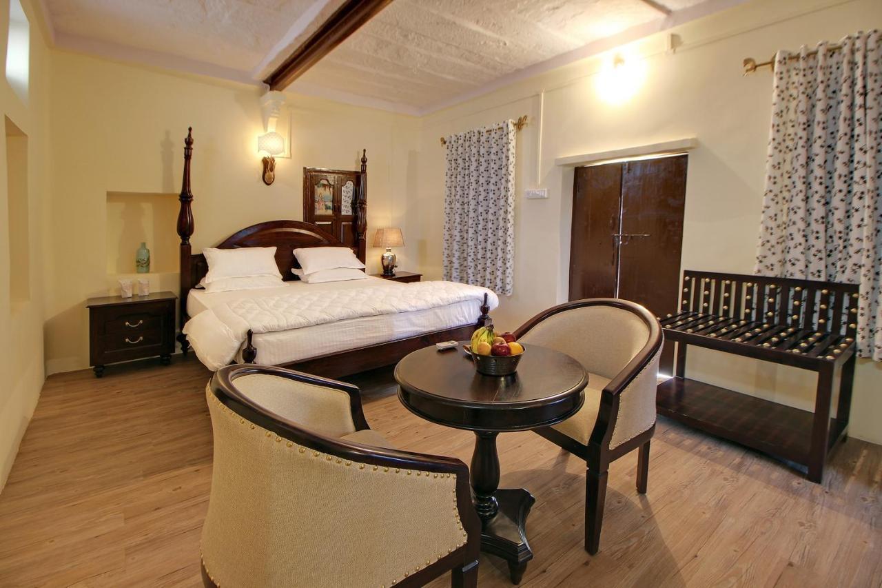 Jawai Castle Resort - A Heritage Hotel In Jawai Leopard Reserve Bisalpur Eksteriør billede