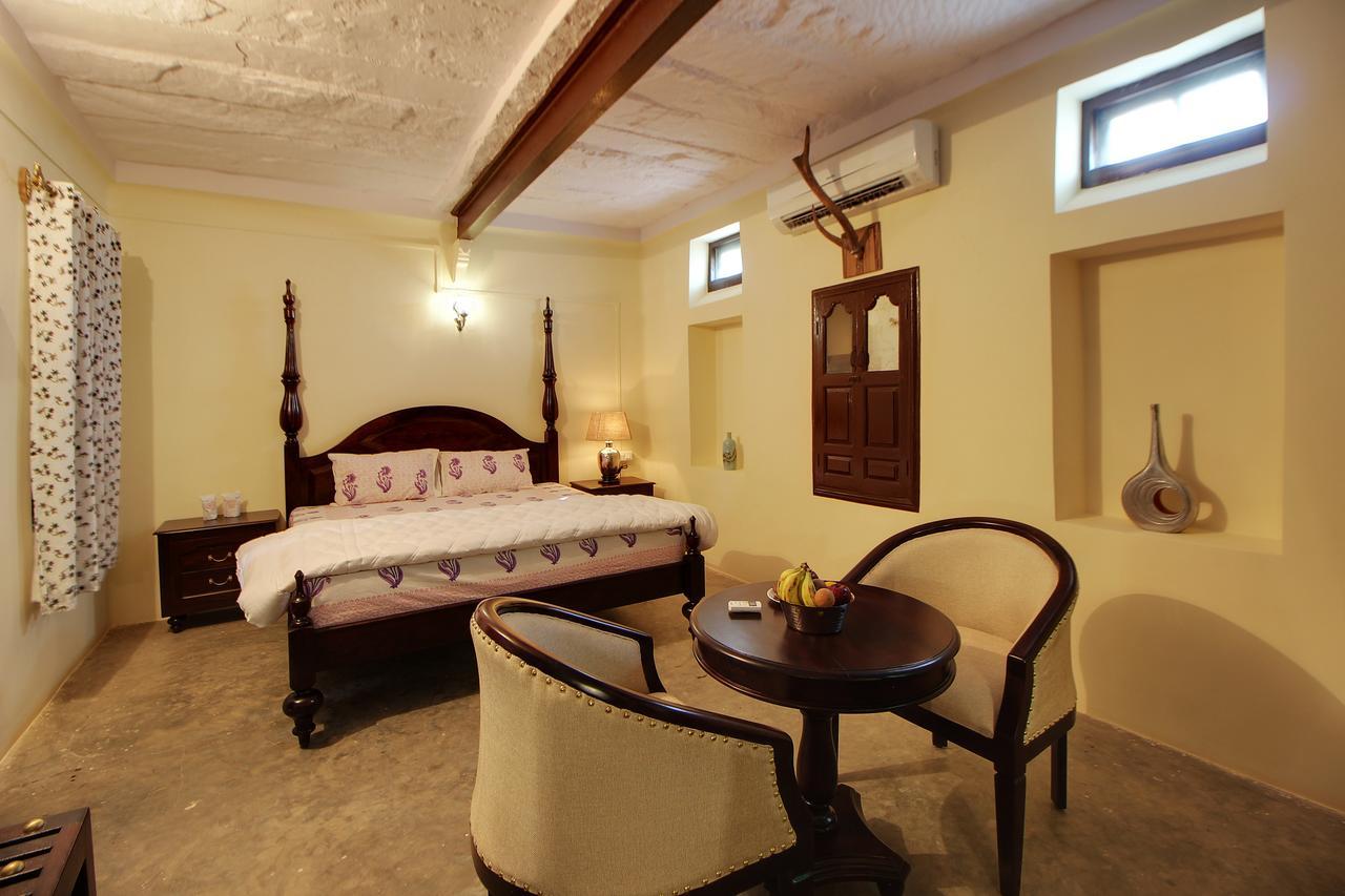 Jawai Castle Resort - A Heritage Hotel In Jawai Leopard Reserve Bisalpur Eksteriør billede