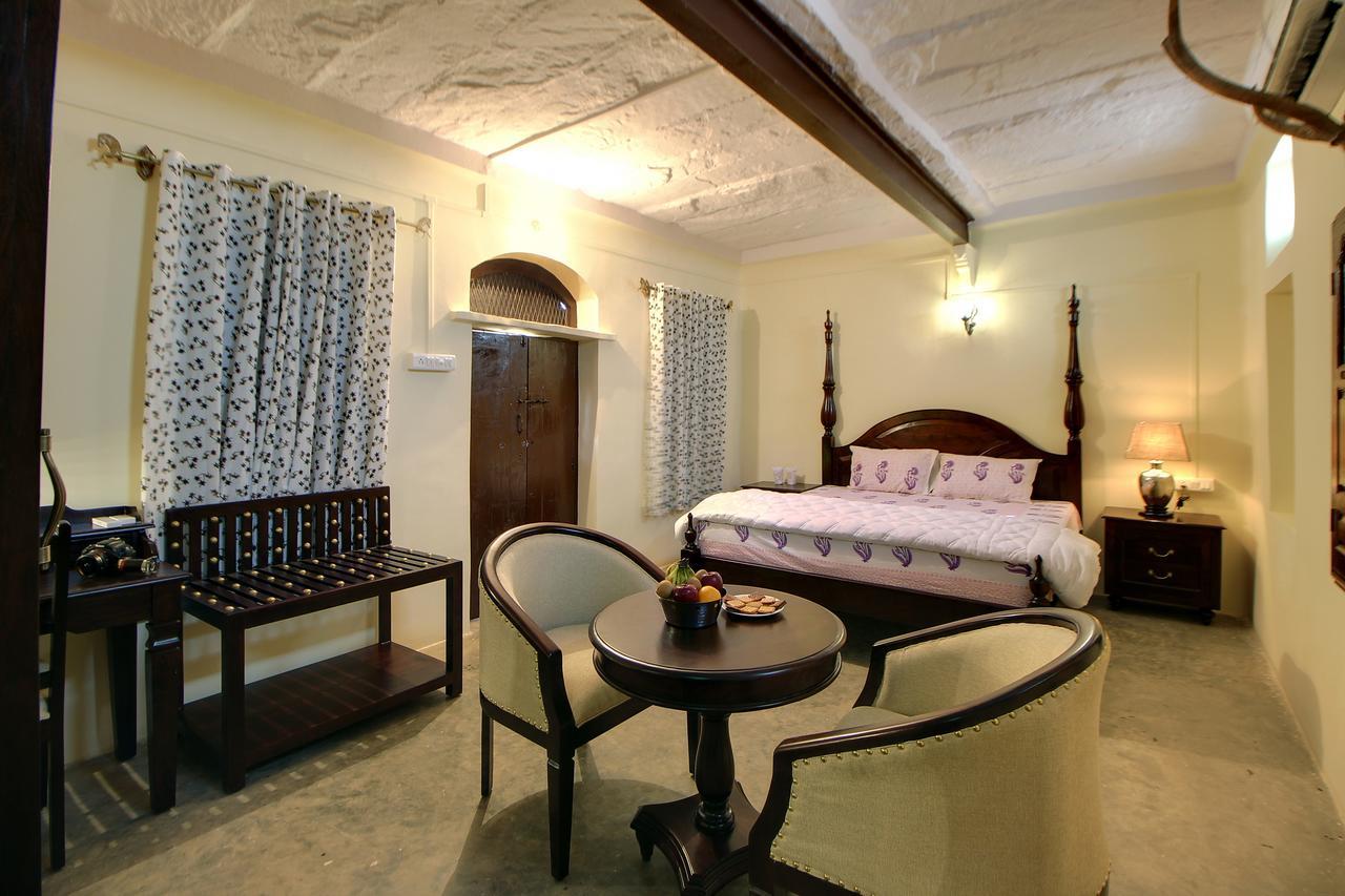 Jawai Castle Resort - A Heritage Hotel In Jawai Leopard Reserve Bisalpur Eksteriør billede