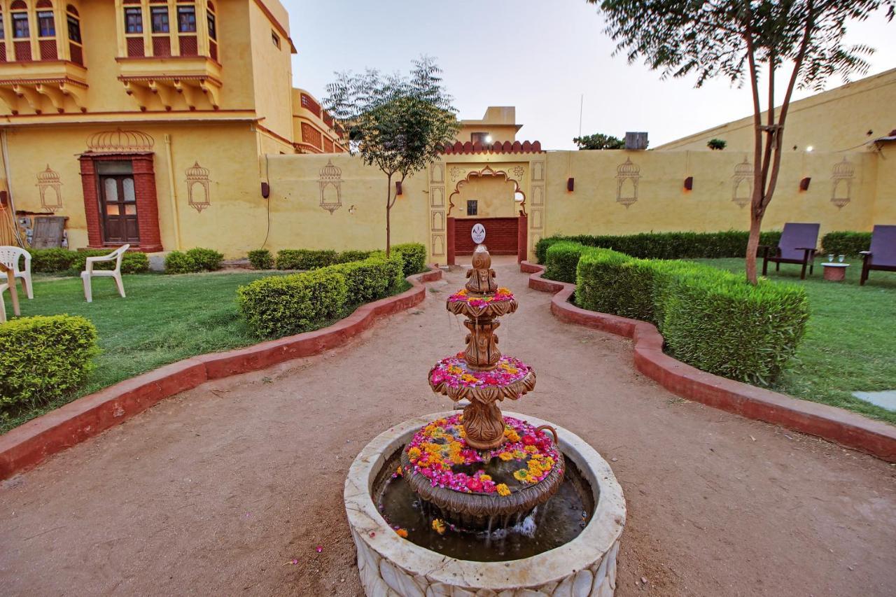 Jawai Castle Resort - A Heritage Hotel In Jawai Leopard Reserve Bisalpur Eksteriør billede